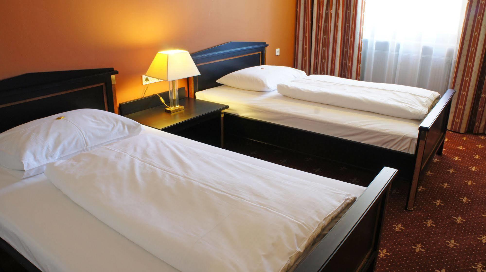 Dormero Hotel Burghausen Esterno foto